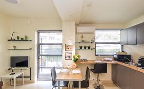Aiolos Glyfada Shopping Center Apartment
